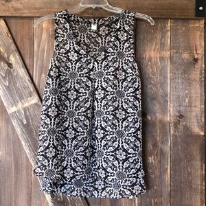 Dressy sleeveless shirt